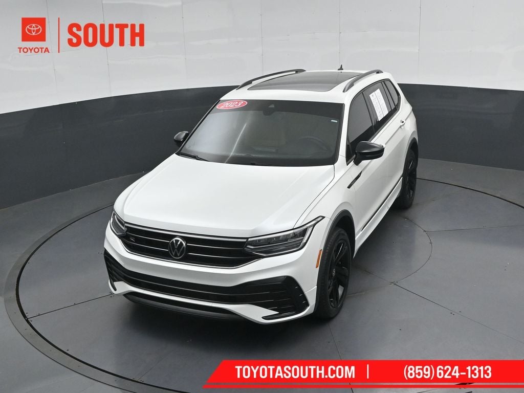2023 Volkswagen Tiguan 2.0T SE R-Line Black