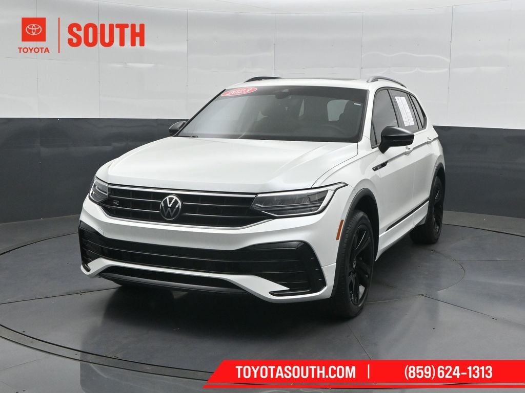 2023 Volkswagen Tiguan 2.0T SE R-Line Black