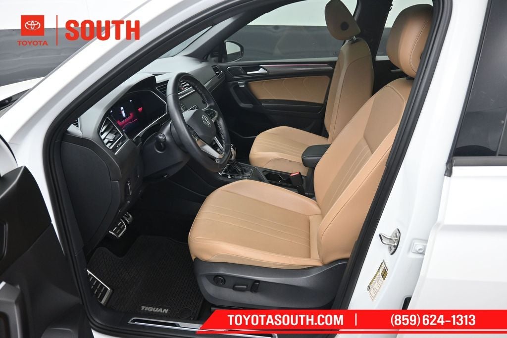 2023 Volkswagen Tiguan 2.0T SE R-Line Black
