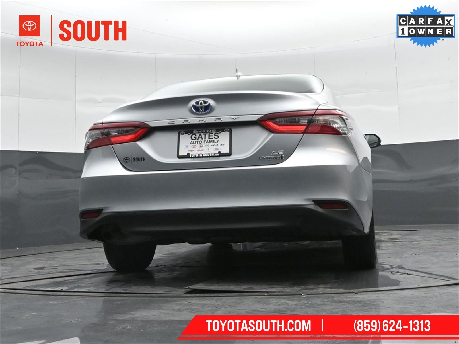 2024 Toyota Camry Hybrid LE