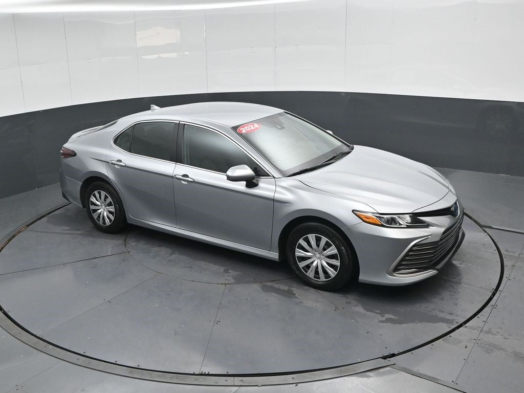 2024 Toyota Camry Hybrid LE