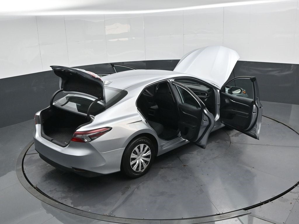 2024 Toyota Camry Hybrid LE