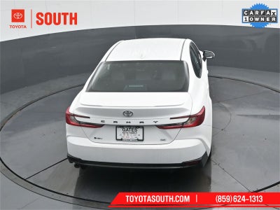 2025 Toyota Camry SE