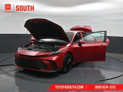 2025 Toyota Camry SE