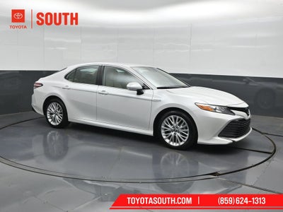 2020 Toyota Camry Hybrid XLE