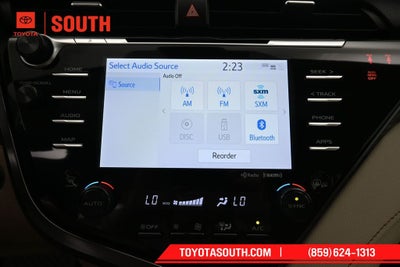 2020 Toyota Camry Hybrid XLE