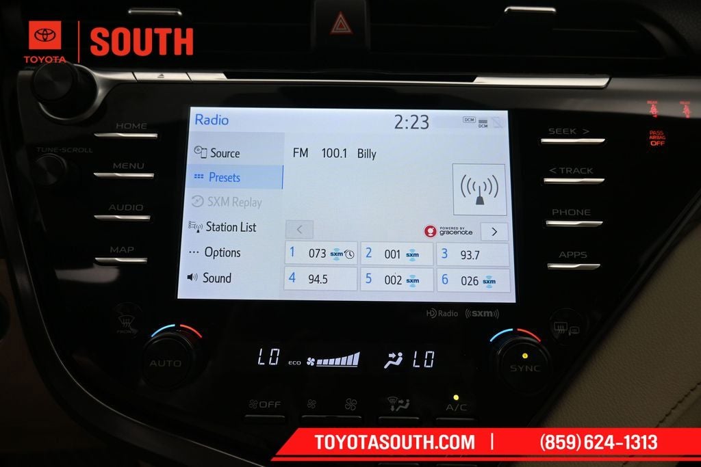 2020 Toyota Camry Hybrid XLE