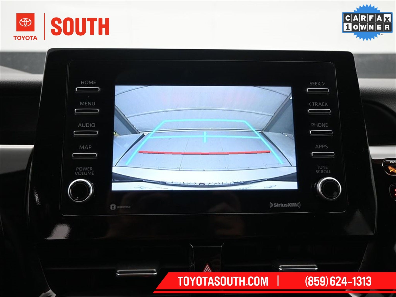 2024 Toyota Camry Hybrid SE