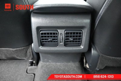 2023 Toyota Camry Hybrid SE