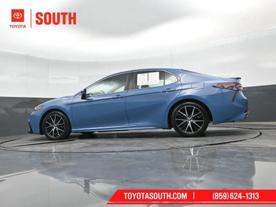 2023 Toyota Camry Hybrid SE