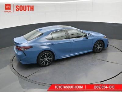 2023 Toyota Camry Hybrid SE
