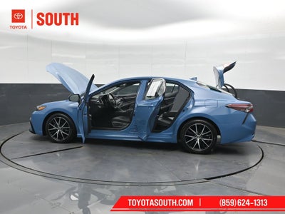 2023 Toyota Camry Hybrid SE