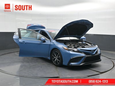 2023 Toyota Camry Hybrid SE