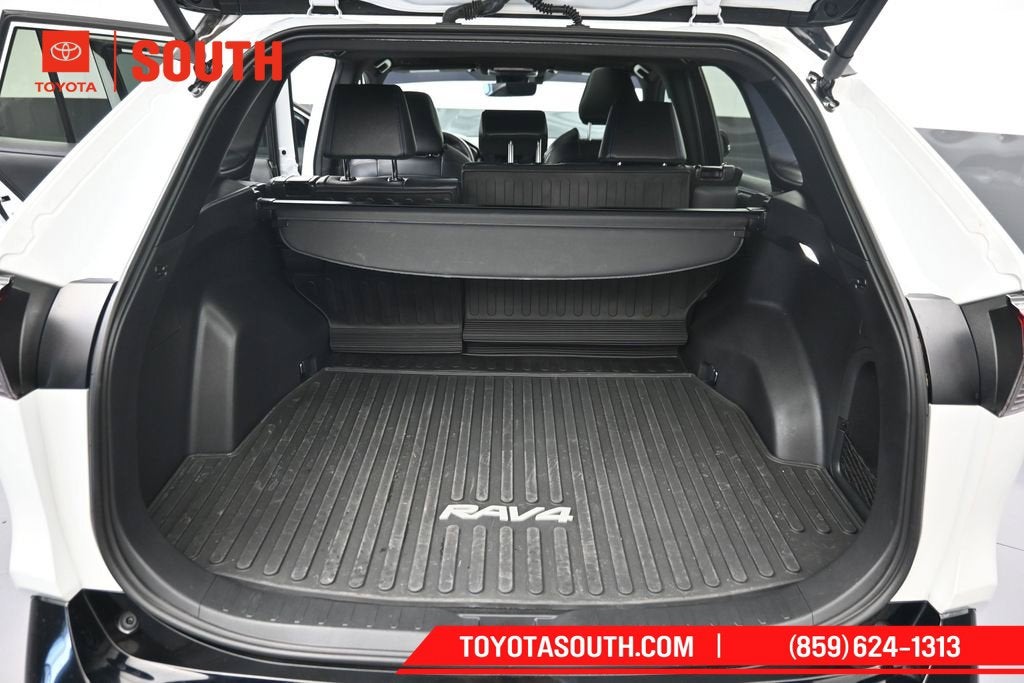 2025 Toyota RAV4 Hybrid XSE