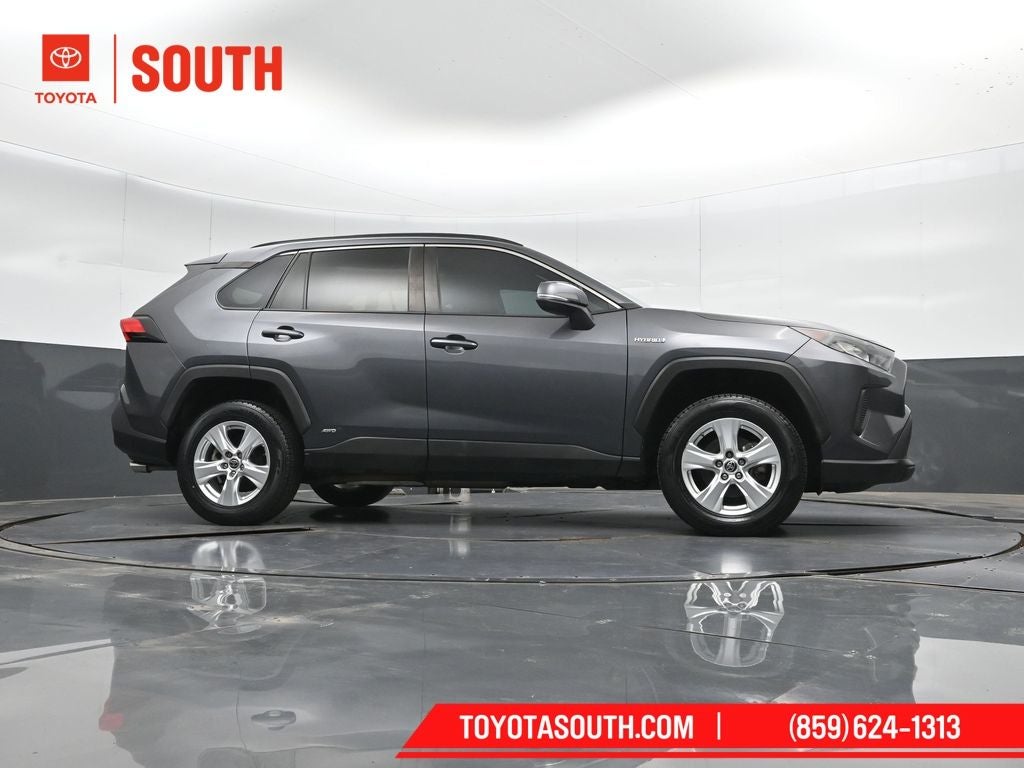 2021 Toyota RAV4 Hybrid LE