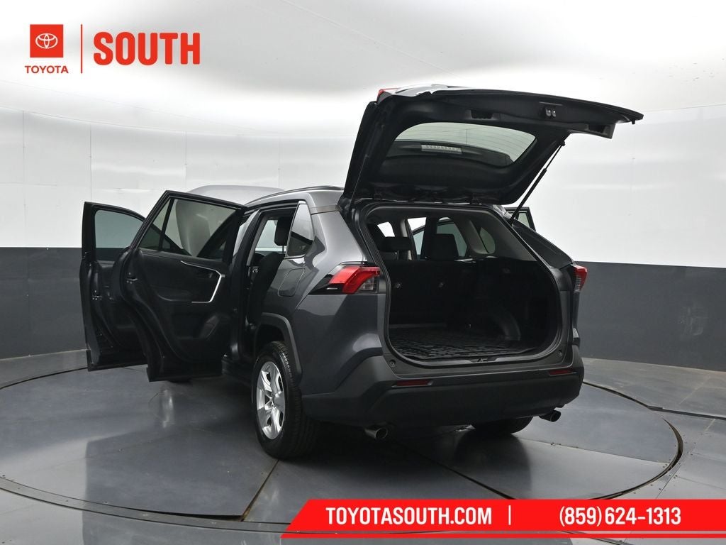 2021 Toyota RAV4 Hybrid LE