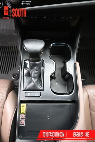 2025 Lexus ES 300h Ultra Luxury