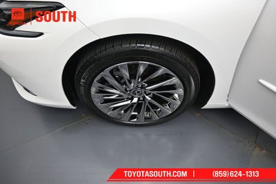 2025 Lexus ES 300h Ultra Luxury