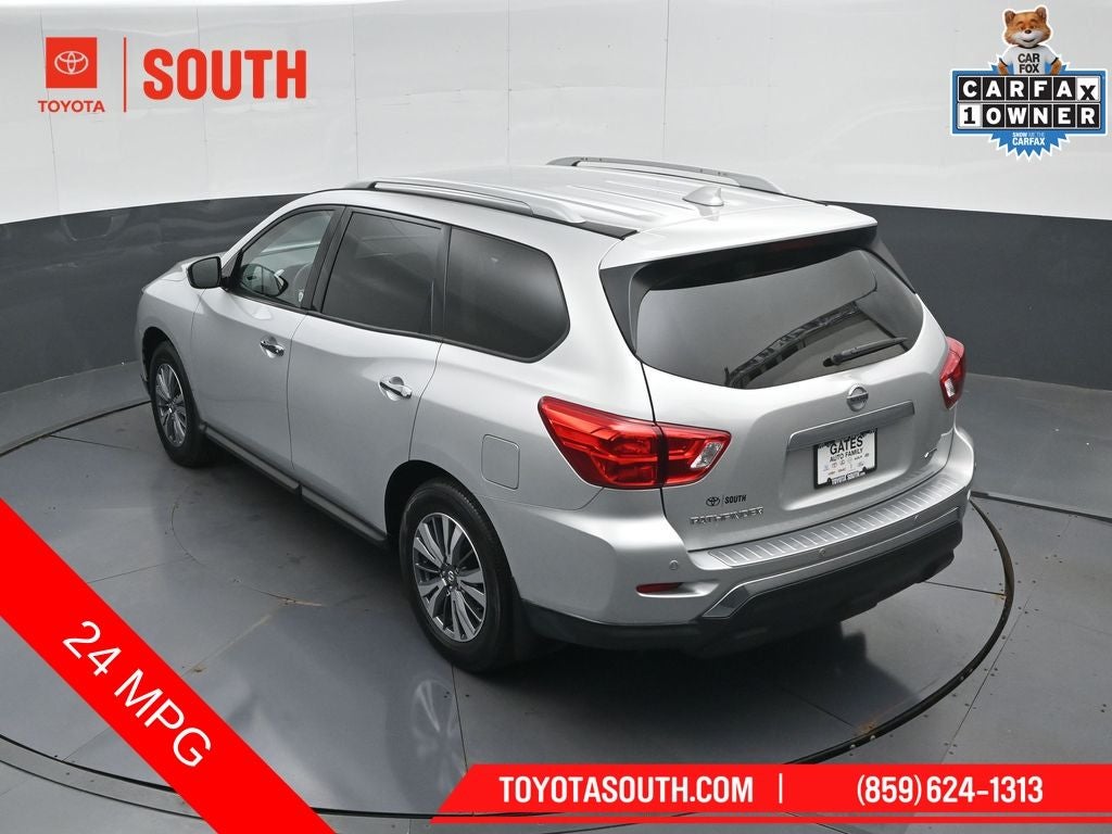 2020 Nissan Pathfinder S