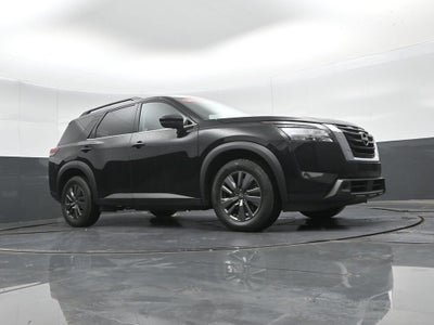 2024 Nissan Pathfinder SV
