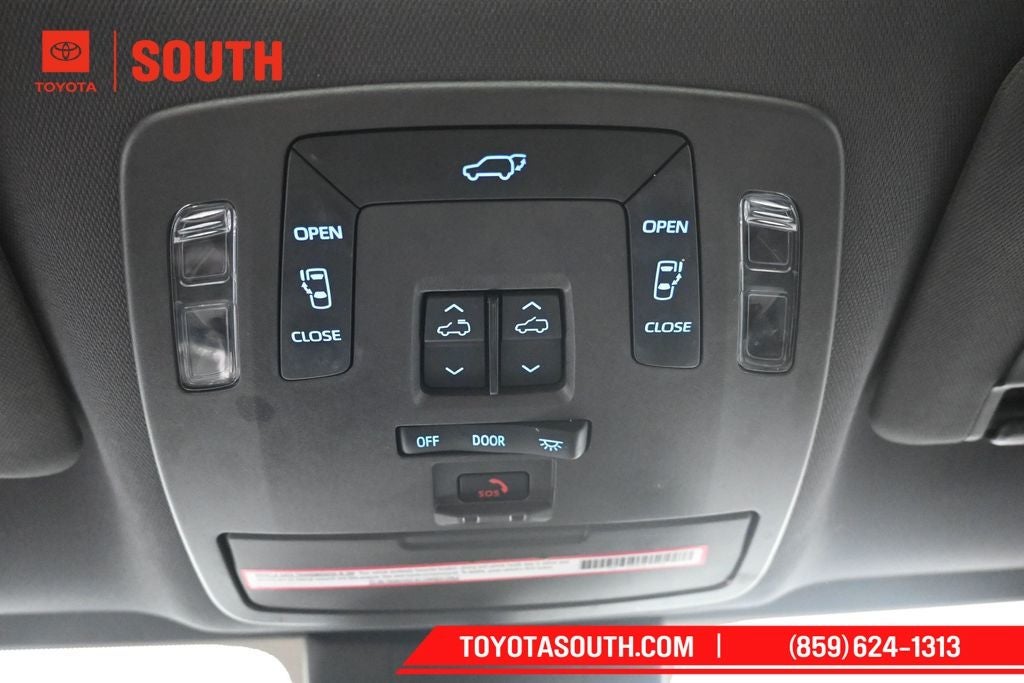 2023 Toyota Sienna XSE 7 Passenger