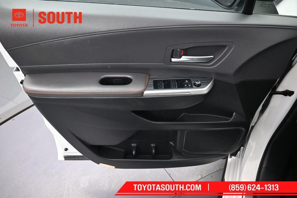 2023 Toyota Sienna XSE 7 Passenger