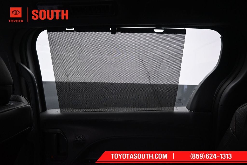2023 Toyota Sienna XSE 7 Passenger