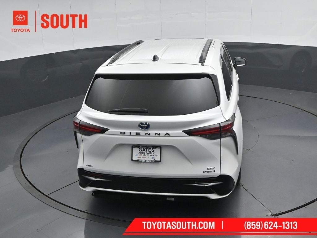 2023 Toyota Sienna XSE 7 Passenger