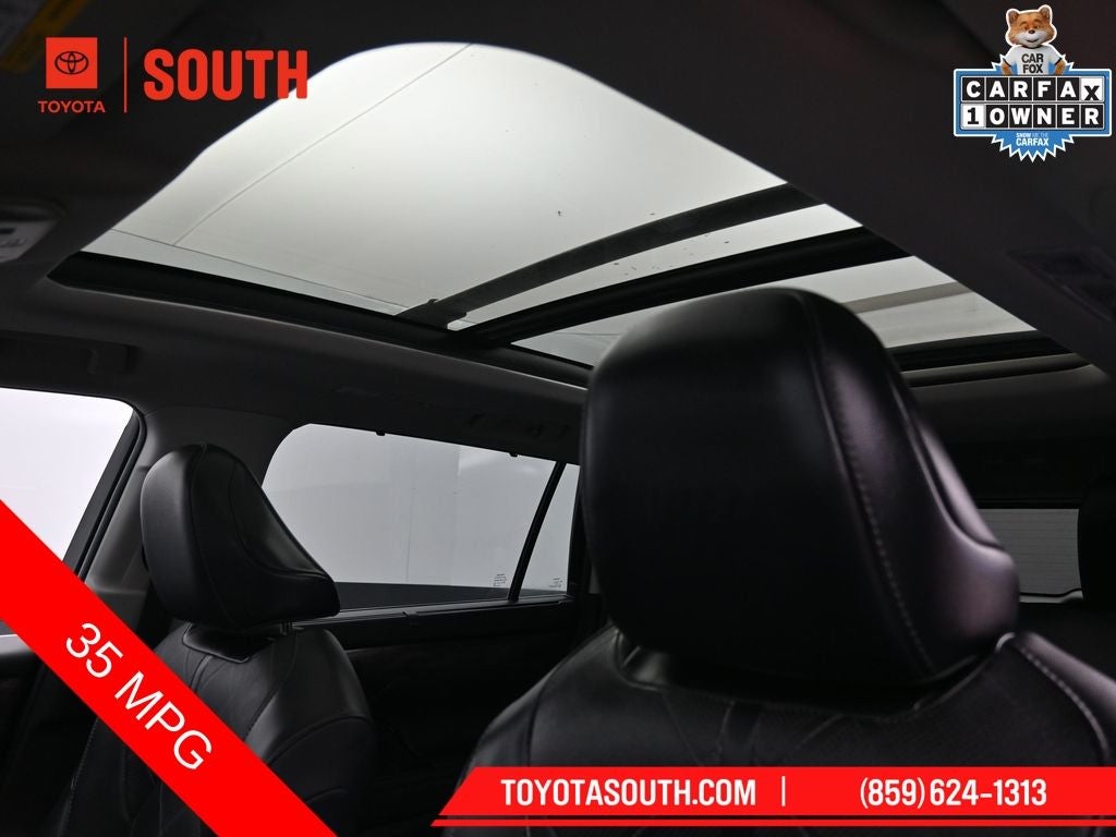 2023 Toyota Highlander Hybrid Platinum