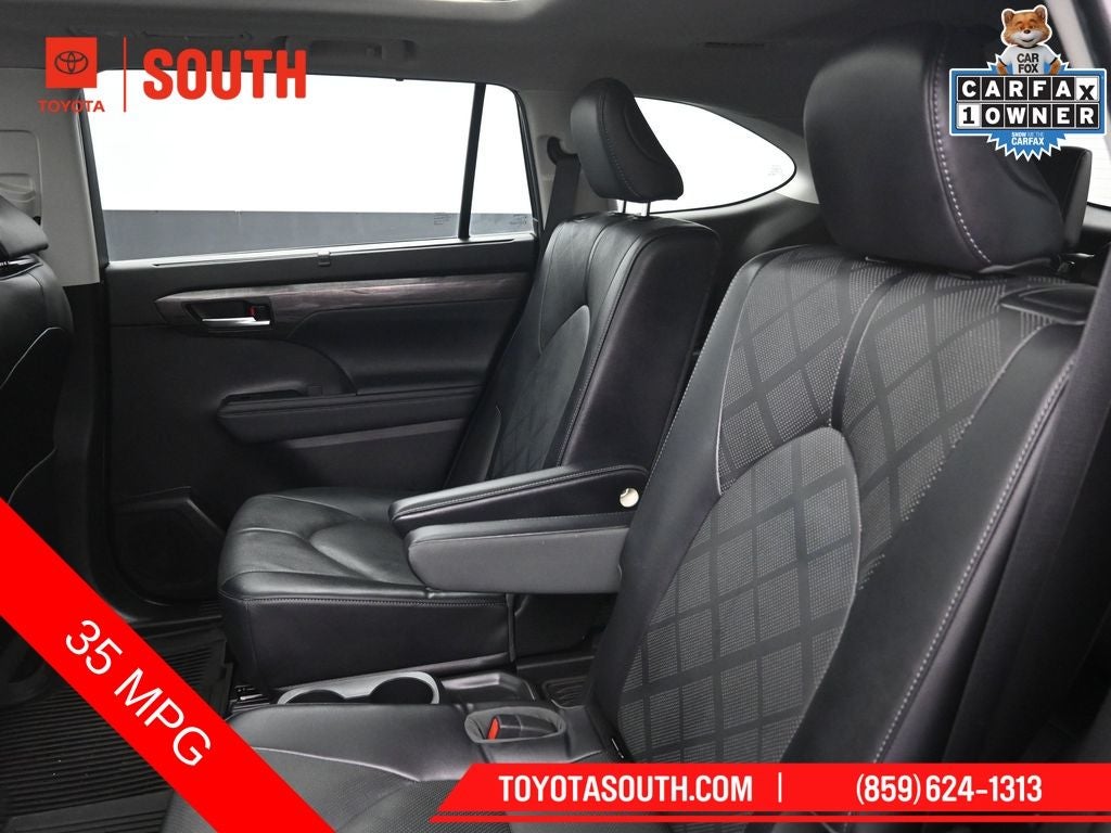 2023 Toyota Highlander Hybrid Platinum