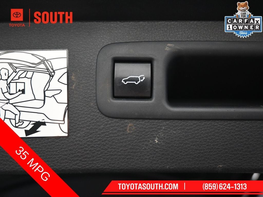 2023 Toyota Highlander Hybrid Platinum