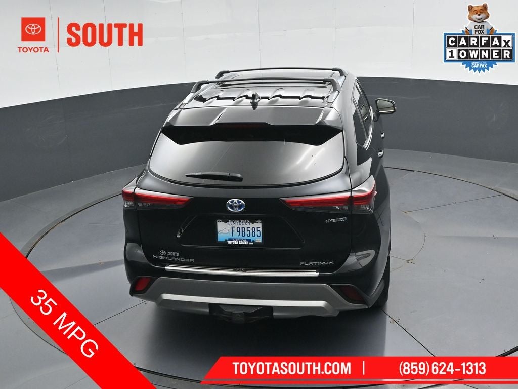 2023 Toyota Highlander Hybrid Platinum