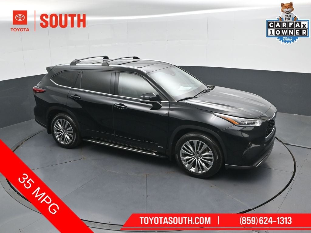 2023 Toyota Highlander Hybrid Platinum