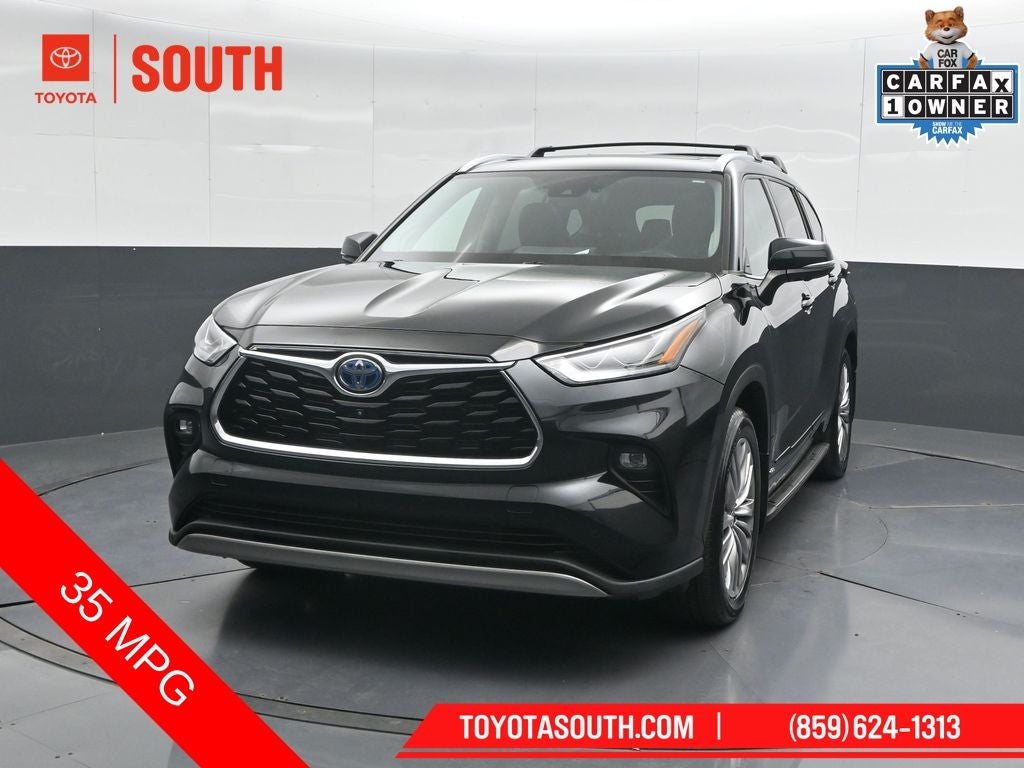 2023 Toyota Highlander Hybrid Platinum
