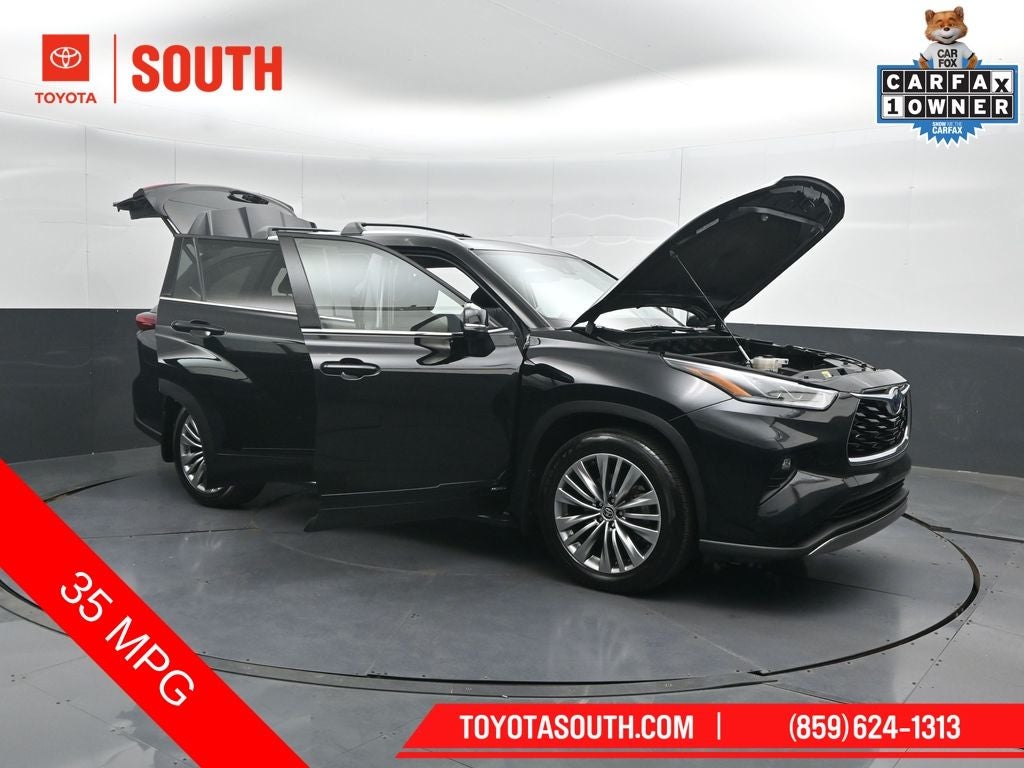 2023 Toyota Highlander Hybrid Platinum