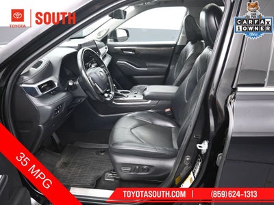 2023 Toyota Highlander Hybrid Platinum