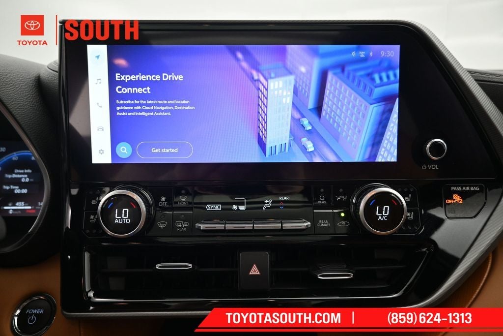 2023 Toyota Highlander Hybrid Platinum