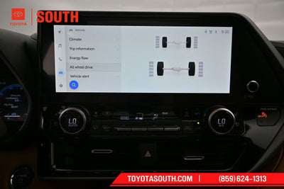 2023 Toyota Highlander Hybrid Platinum