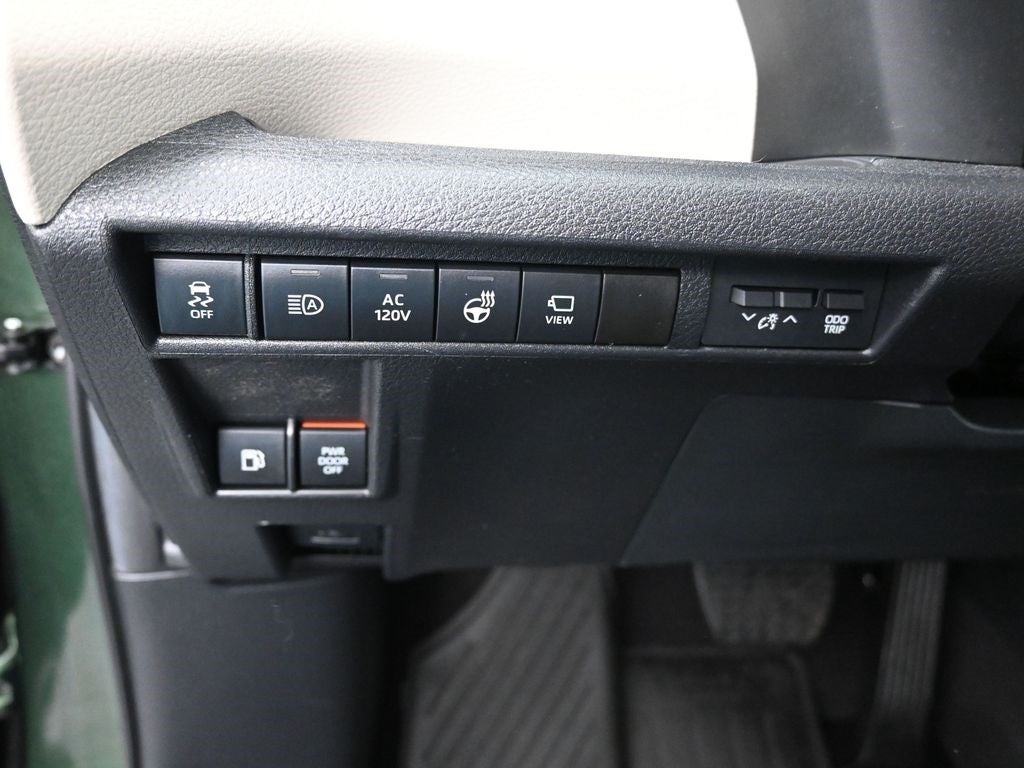 2024 Toyota Sienna Platinum 7 Passenger