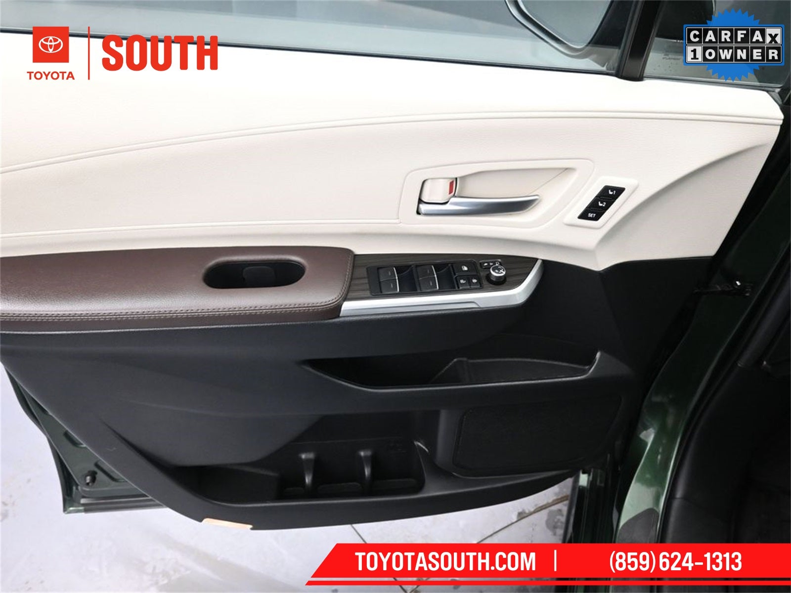 2024 Toyota Sienna Platinum 7 Passenger