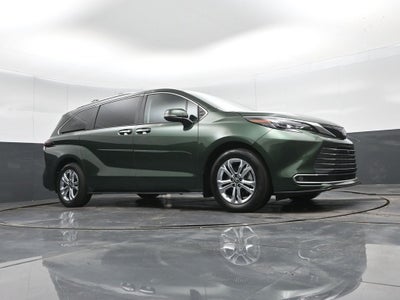 2024 Toyota Sienna Platinum 7 Passenger