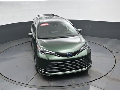 2024 Toyota Sienna Platinum 7 Passenger