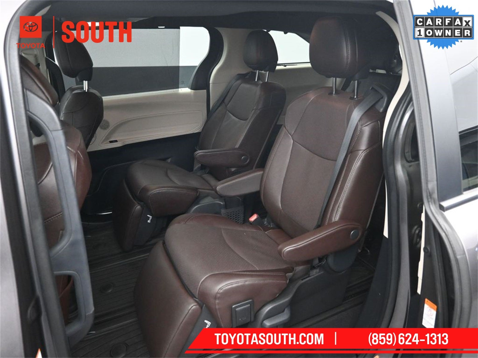 2024 Toyota Sienna Platinum 7 Passenger