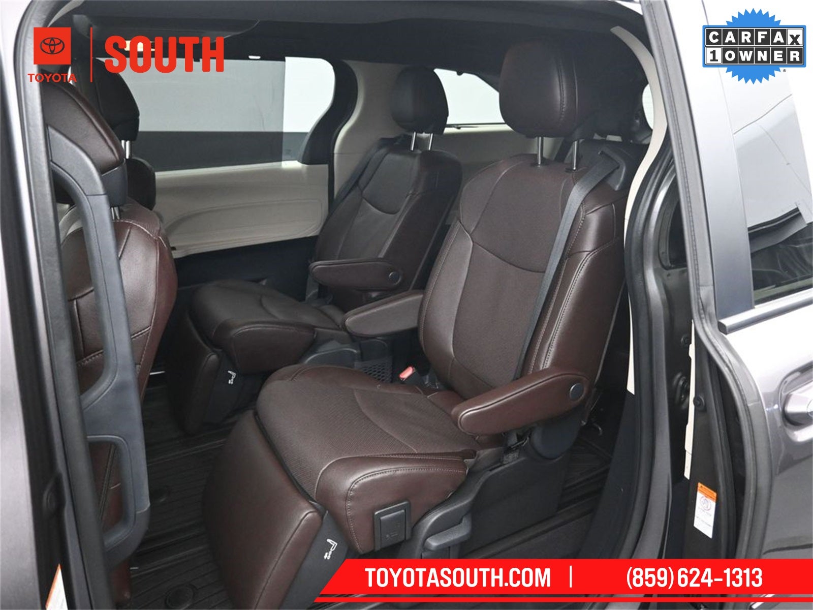 2024 Toyota Sienna Platinum 7 Passenger