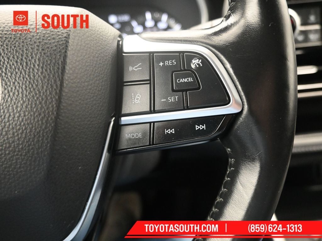 2020 Toyota Highlander Hybrid XLE