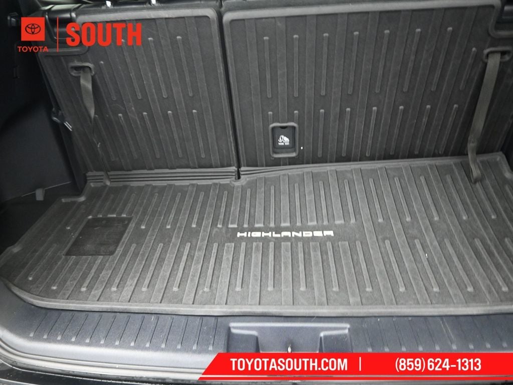 2020 Toyota Highlander Hybrid XLE