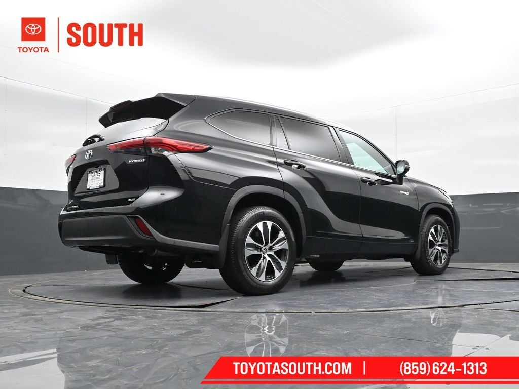 2020 Toyota Highlander Hybrid XLE