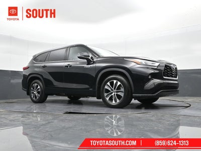2020 Toyota Highlander Hybrid XLE