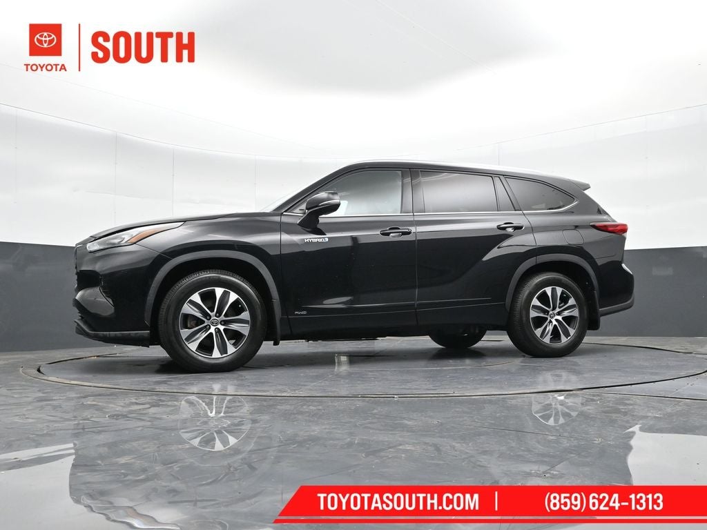 2020 Toyota Highlander Hybrid XLE