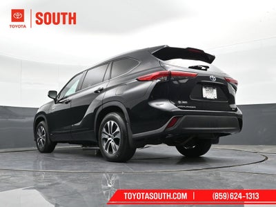 2020 Toyota Highlander Hybrid XLE